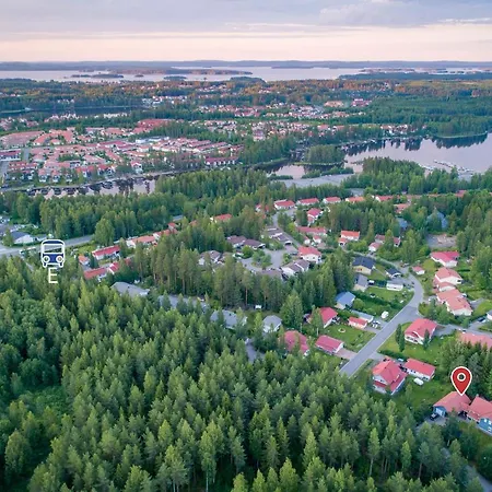 Vaajalahden Yksioe Апартаменты *