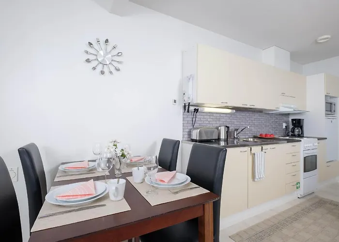 Vaajalahden Yksioe 公寓 *